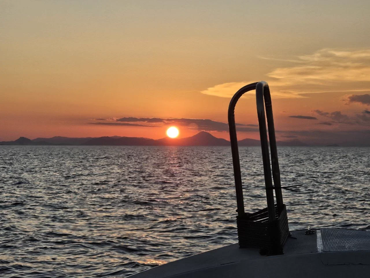 Sunset cruise Semporna Borneo